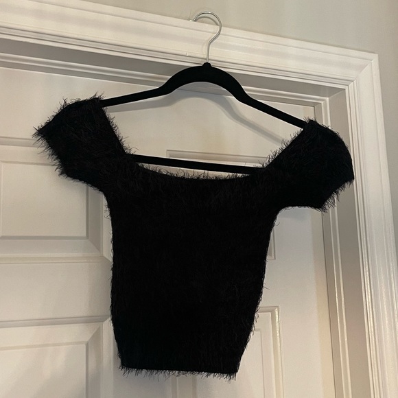 Fashion Nova Fuzzy Top - Black - Picture 1 of 4